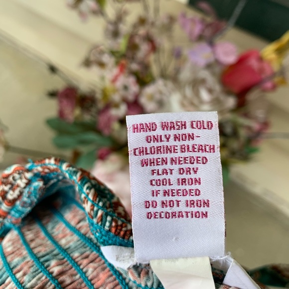 Candie’s Embellished Sleeveless Dress - size Med. - Picture 7 of 7